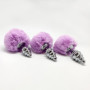 Plug anale grande in metallo con coda Metal Anal Fluffy Twist Plug L purple
