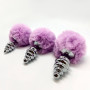 Plug anale mini in metallo con coda Metal Anal Fluffy Twist Plug S purple